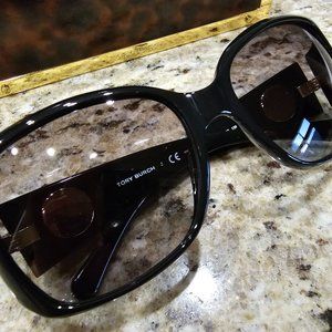Tory Burch TY9010 Oversized Black Sunglasses